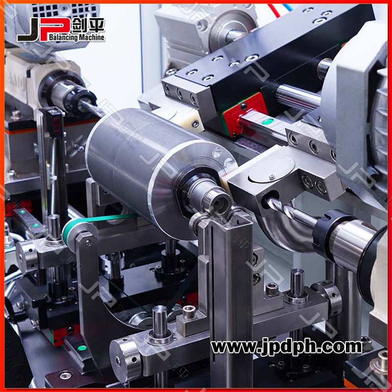新能源電機兩工位全自動平衡機，實現(xiàn)轉(zhuǎn)子的高精度測量